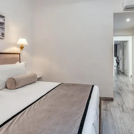 Imperial Rhome Πανσιόν 4*